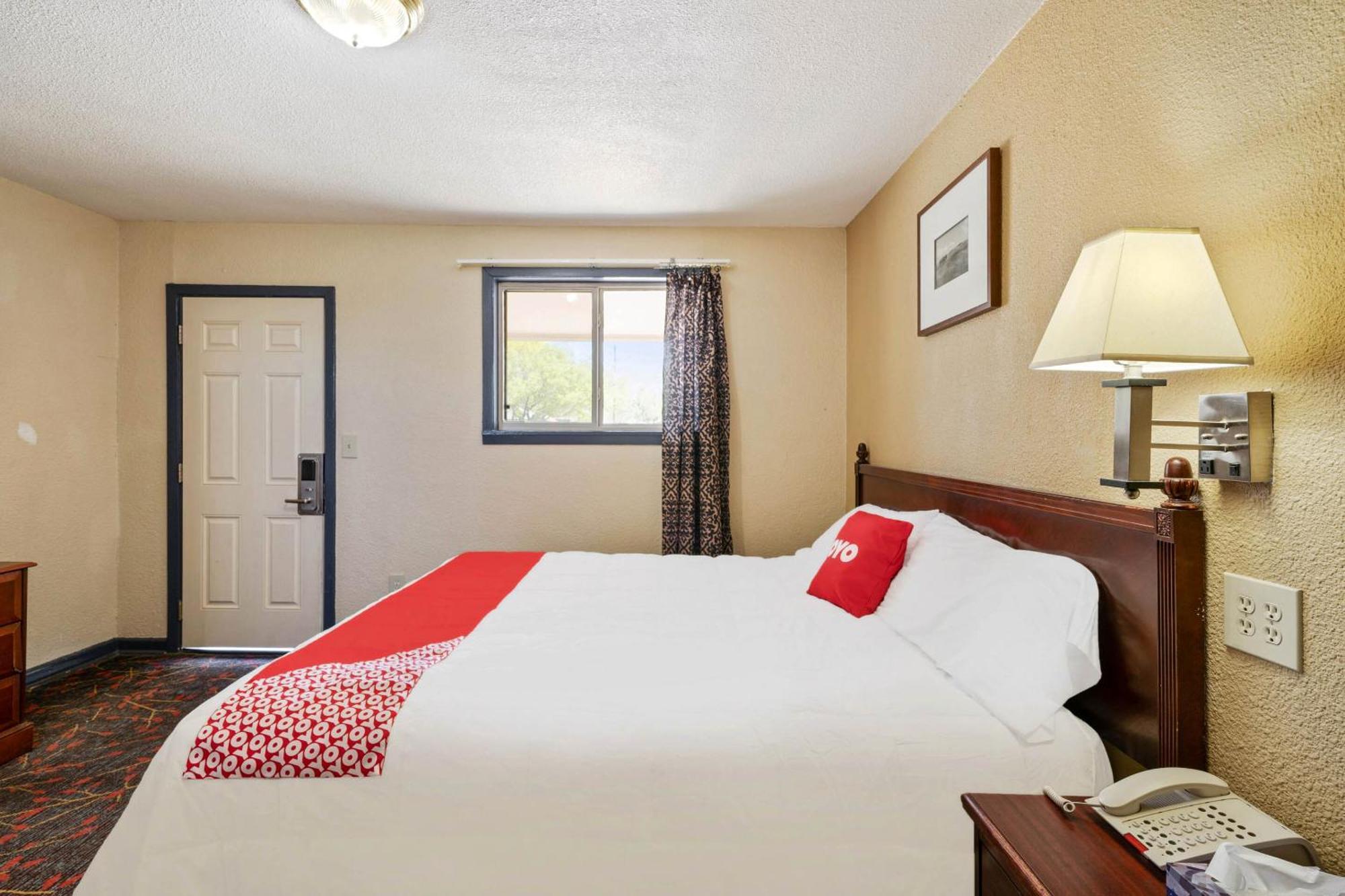 Oyo Hotel Luling Tx Downtown I-10/Us-90 エクステリア 写真